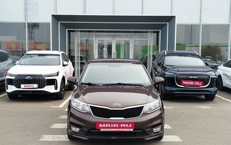 KIA Rio III рестайлинг, 2015 год, 950 000 рублей, 2 фотография