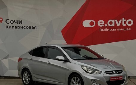 Hyundai Solaris II рестайлинг, 2013 год, 1 050 000 рублей, 3 фотография