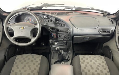 Chevrolet Niva I рестайлинг, 2004 год, 289 000 рублей, 10 фотография