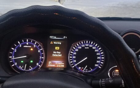 Infiniti Q50 I рестайлинг, 2014 год, 1 899 999 рублей, 8 фотография