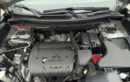 Mitsubishi Outlander III рестайлинг 3, 2018 год, 2 250 000 рублей, 26 фотография