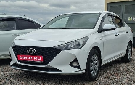 Hyundai Solaris II рестайлинг, 2020 год, 1 200 000 рублей, 1 фотография