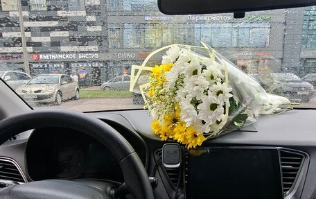 Hyundai Solaris II рестайлинг, 2020 год, 1 200 000 рублей, 13 фотография