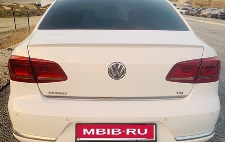 Volkswagen Passat B7, 2014 год, 1 299 999 рублей, 8 фотография