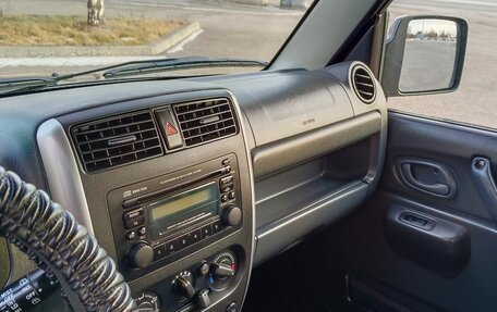 Suzuki Jimny, 2010 год, 895 000 рублей, 24 фотография