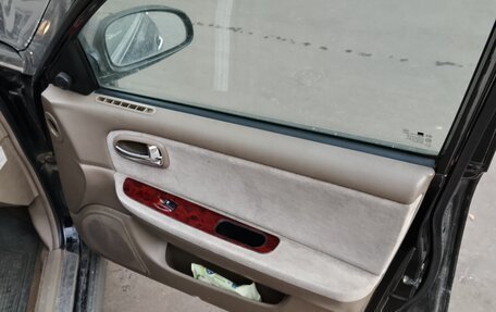 KIA Magentis I, 2004 год, 550 000 рублей, 7 фотография