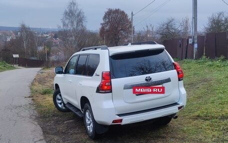 Toyota Land Cruiser Prado 150 рестайлинг 2, 2022 год, 6 500 000 рублей, 3 фотография