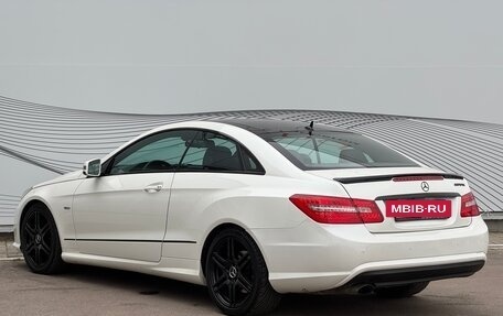 Mercedes-Benz E-Класс, 2011 год, 1 590 000 рублей, 5 фотография