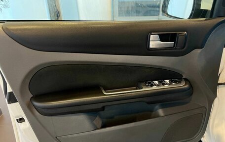 Ford Focus II рестайлинг, 2010 год, 433 000 рублей, 19 фотография