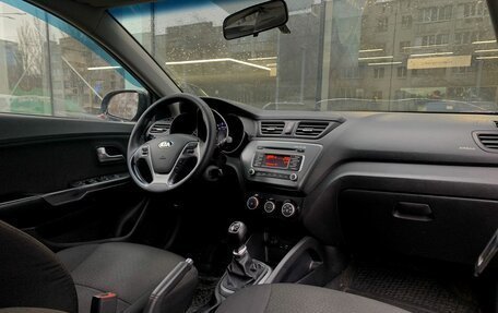 KIA Rio III рестайлинг, 2015 год, 1 050 000 рублей, 9 фотография