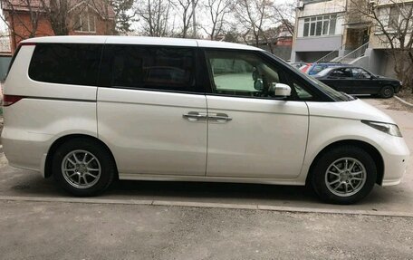 Honda Elysion I, 2004 год, 500 000 рублей, 2 фотография