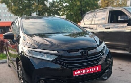 Honda Shuttle II, 2016 год, 1 100 000 рублей, 1 фотография