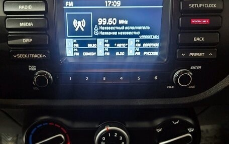 KIA Rio IV, 2018 год, 1 215 000 рублей, 14 фотография