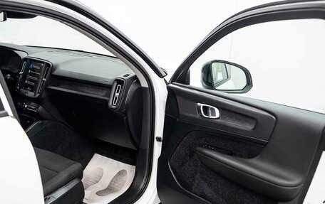 Volvo XC40 I, 2019 год, 3 282 000 рублей, 17 фотография