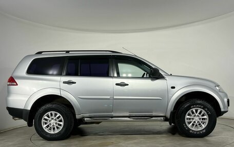 Mitsubishi Pajero Sport II рестайлинг, 2013 год, 1 800 000 рублей, 5 фотография