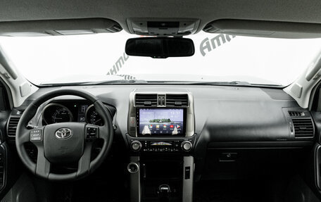 Toyota Land Cruiser Prado 150 рестайлинг 2, 2010 год, 2 500 000 рублей, 13 фотография