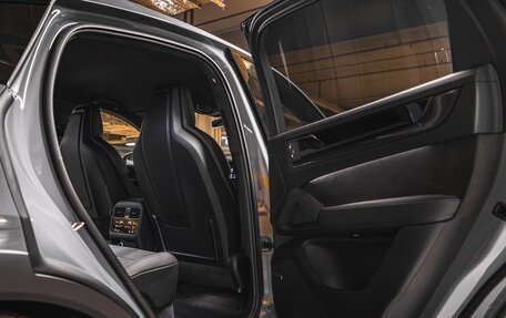 Porsche Cayenne III, 2024 год, 26 999 000 рублей, 23 фотография