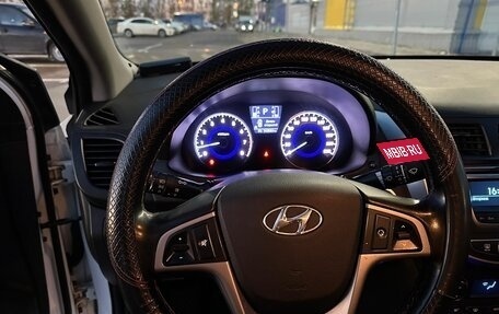 Hyundai Solaris II рестайлинг, 2016 год, 1 200 000 рублей, 3 фотография