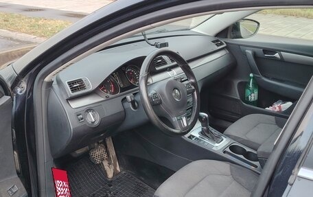 Volkswagen Passat B7, 2011 год, 850 000 рублей, 14 фотография