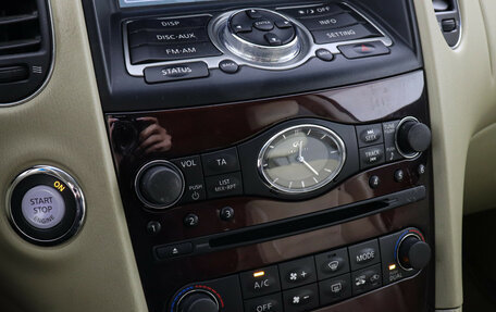 Infiniti QX50 I рестайлинг, 2015 год, 1 890 000 рублей, 10 фотография