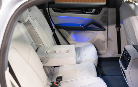 Porsche Cayenne III, 2022 год, 10 950 000 рублей, 20 фотография