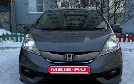 Honda Fit Shuttle I рестайлинг, 2014 год, 990 000 рублей, 23 фотография