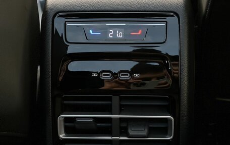 Volkswagen Tiguan, 2025 год, 4 800 000 рублей, 30 фотография