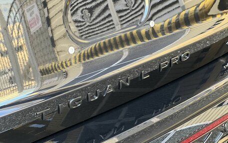 Volkswagen Tiguan, 2025 год, 4 800 000 рублей, 38 фотография