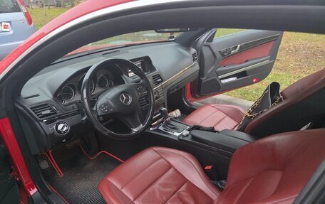 Mercedes-Benz E-Класс, 2010 год, 1 490 000 рублей, 9 фотография