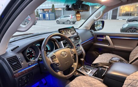 Toyota Land Cruiser 200, 2008 год, 3 250 000 рублей, 21 фотография