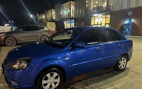 KIA Rio II, 2011 год, 650 000 рублей, 3 фотография