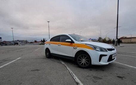 KIA Rio IV, 2018 год, 900 000 рублей, 7 фотография