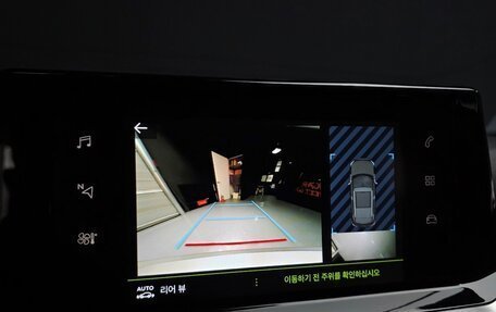 Peugeot 2008 II, 2022 год, 1 916 000 рублей, 13 фотография