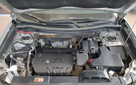 Mitsubishi Outlander III рестайлинг 3, 2016 год, 1 918 000 рублей, 9 фотография