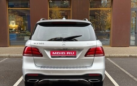 Mercedes-Benz GLE, 2017 год, 2 799 000 рублей, 10 фотография