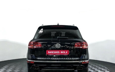 Volkswagen Touareg III, 2016 год, 3 850 000 рублей, 6 фотография