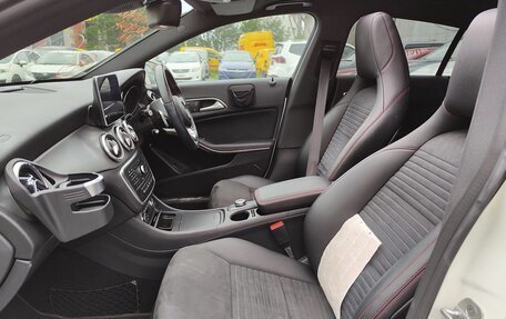 Mercedes-Benz CLA, 2015 год, 1 700 000 рублей, 4 фотография