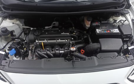 Hyundai Solaris II рестайлинг, 2014 год, 1 600 000 рублей, 4 фотография