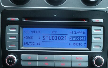 Volkswagen Touran III, 2007 год, 899 000 рублей, 9 фотография