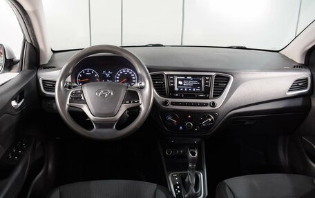 Hyundai Solaris II рестайлинг, 2018 год, 1 134 000 рублей, 6 фотография