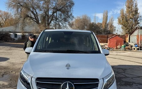 Mercedes-Benz V-Класс, 2022 год, 5 500 000 рублей, 1 фотография