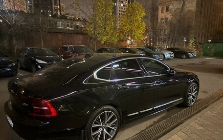 Volvo S90 II рестайлинг, 2020 год, 3 500 000 рублей, 5 фотография