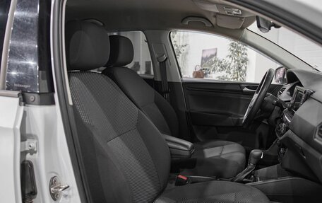 Volkswagen Polo VI (EU Market), 2021 год, 1 400 000 рублей, 24 фотография