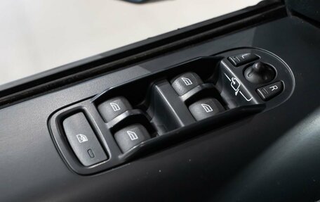 Land Rover Freelander II рестайлинг 2, 2012 год, 1 384 000 рублей, 9 фотография