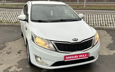 KIA Rio III рестайлинг, 2014 год, 680 000 рублей, 1 фотография