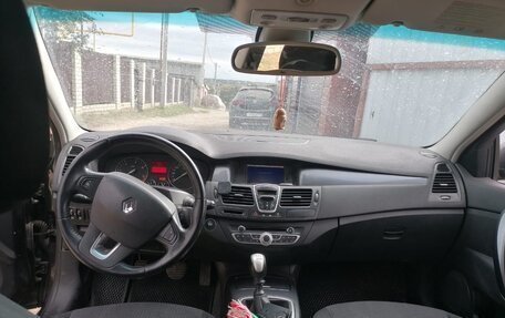 Renault Laguna III рестайлинг, 2010 год, 430 000 рублей, 5 фотография