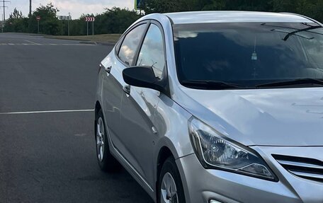 Hyundai Solaris II рестайлинг, 2014 год, 984 000 рублей, 3 фотография