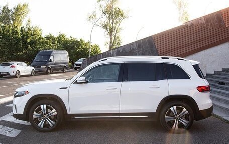 Mercedes-Benz EQB, 2022 год, 3 000 000 рублей, 3 фотография