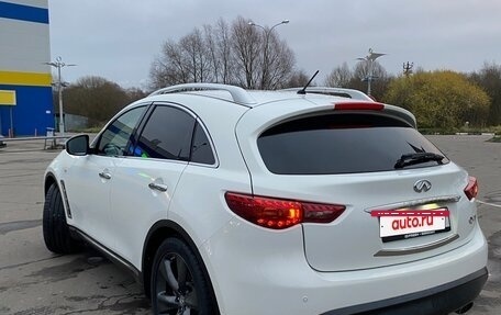 Infiniti QX70, 2013 год, 1 820 000 рублей, 7 фотография