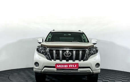 Toyota Land Cruiser Prado 150 рестайлинг 2, 2017 год, 3 849 200 рублей, 2 фотография